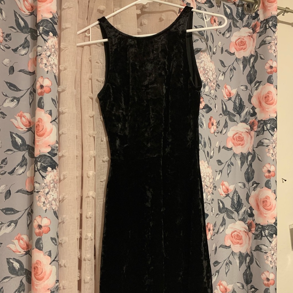 Beautiful black dress
